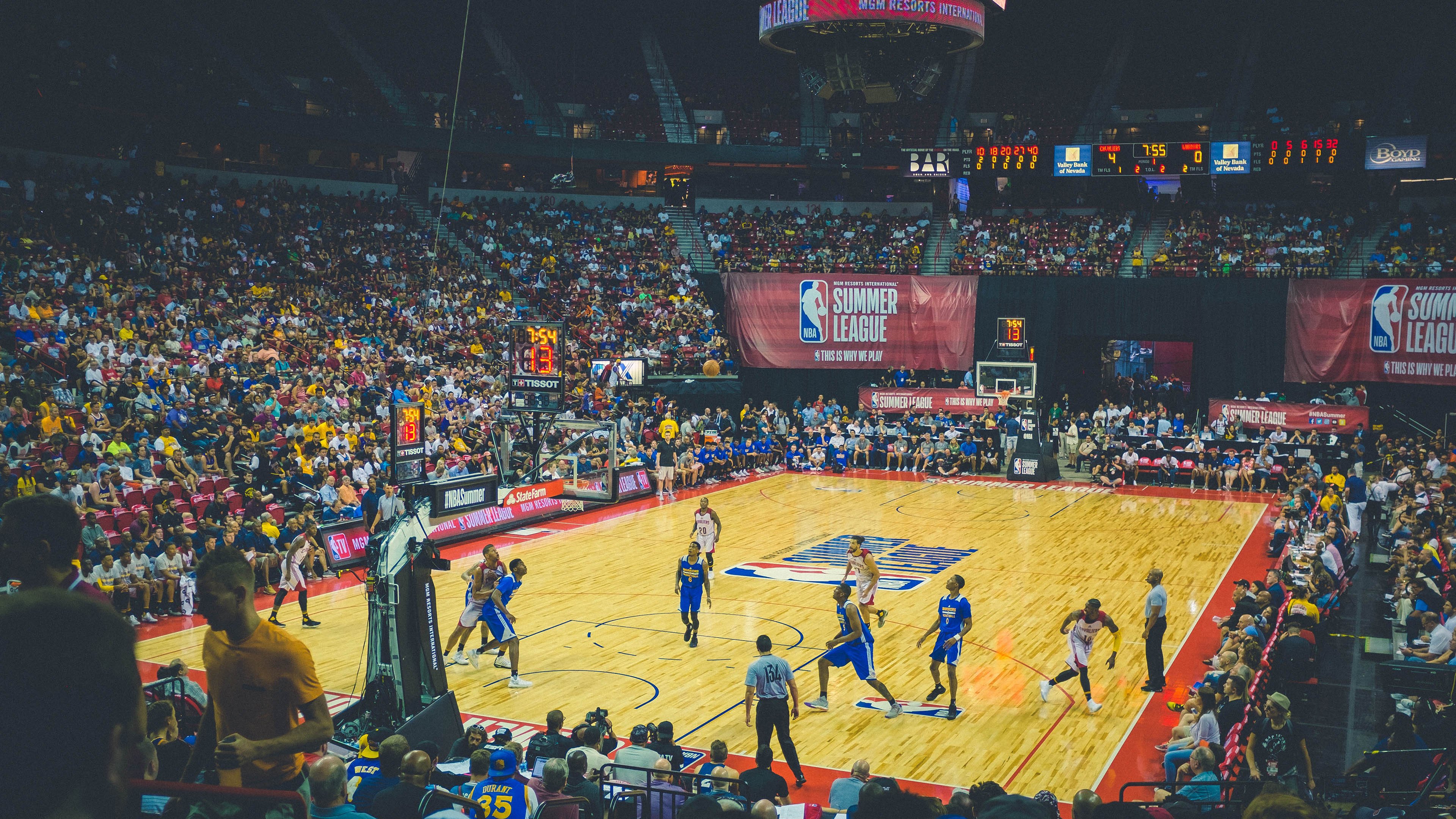 欧洲杯临近，德国队训练基地首次对外开放，德国队员欧洲杯